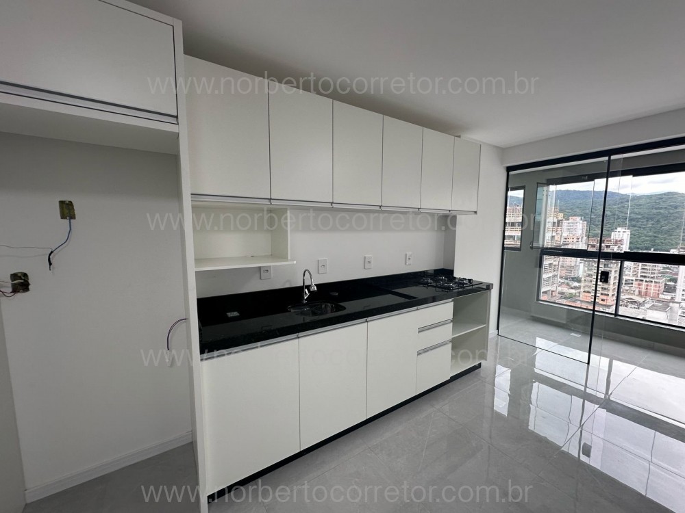Aluguel anual Apartamento 2 dormit�rios 1 � Su�te