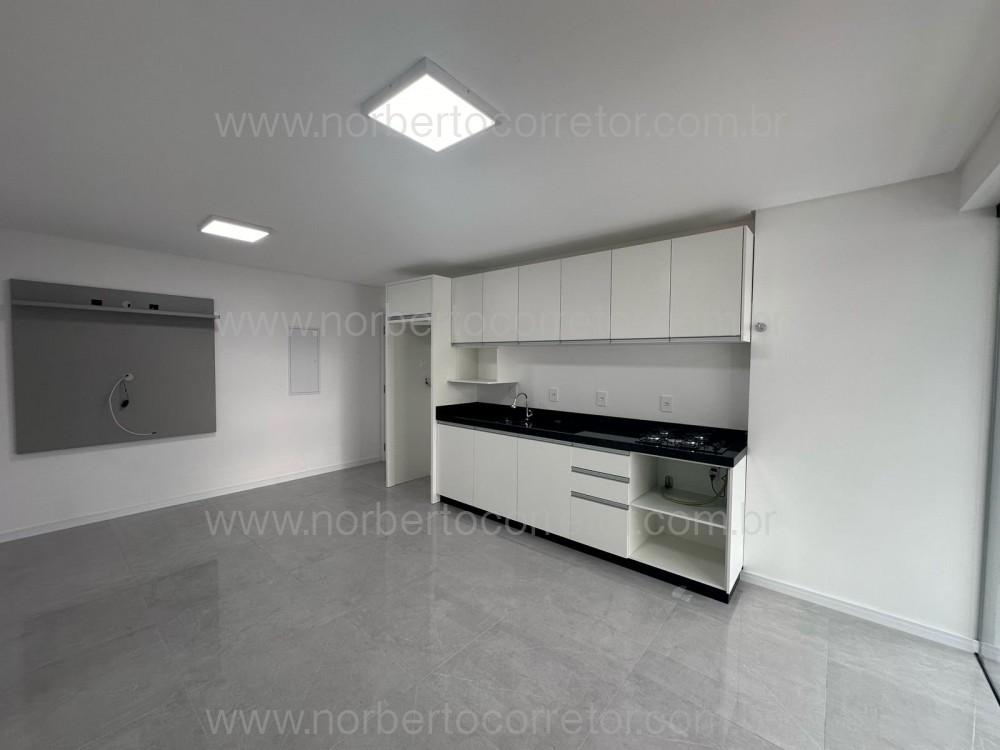 Aluguel anual Apartamento 2 dormit�rios 1 � Su�te