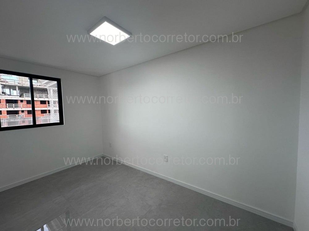 Aluguel anual Apartamento 2 dormit�rios 1 � Su�te