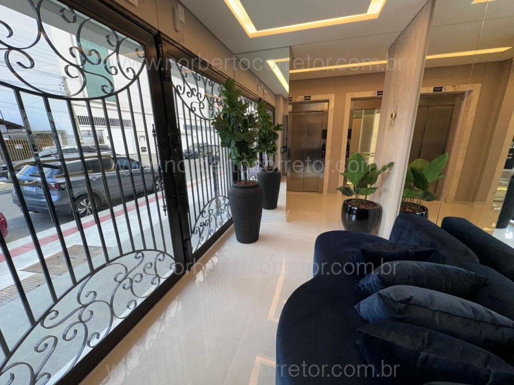 Aluguel anual Apartamento 2 dormit�rios 1 � Su�te
