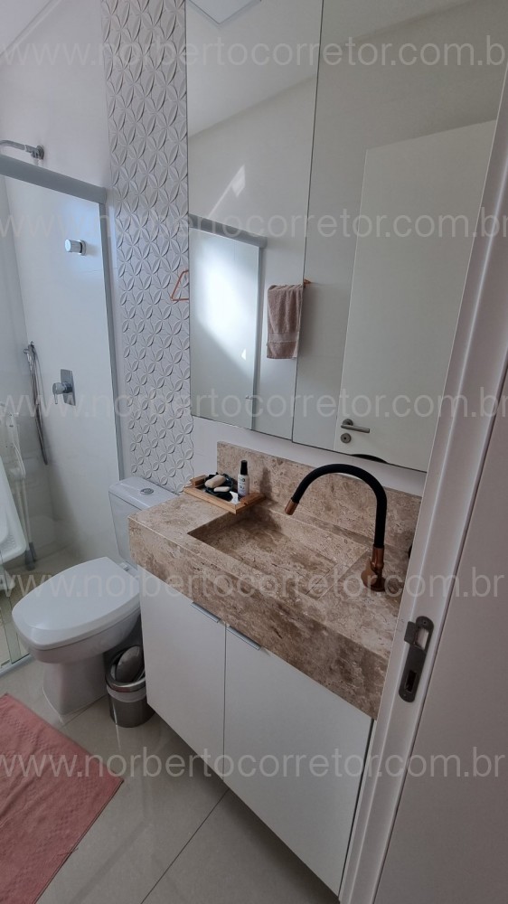 Apartamento 02 Dormitrios Mobiliado em Itapema 