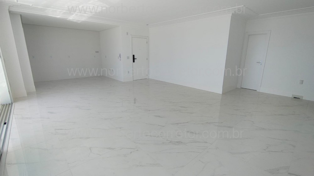 Apartamento 4 sutes, Meia Praia, Itapema SC 