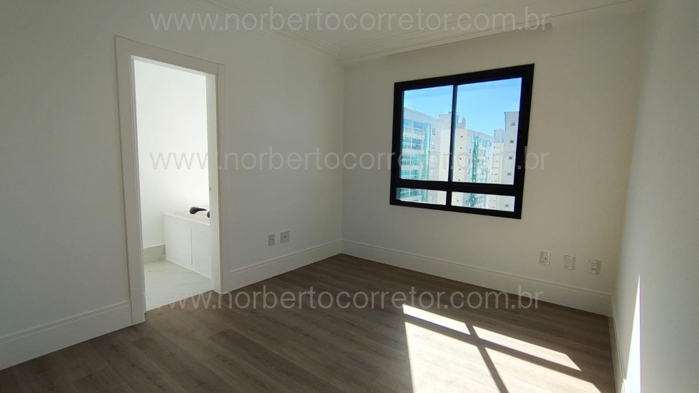 Apartamento 4 sutes, Meia Praia, Itapema SC 