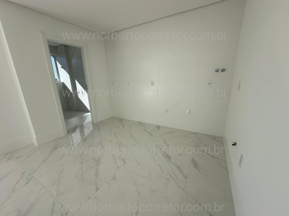 Apartamento 4 sutes, Meia Praia, Itapema SC 