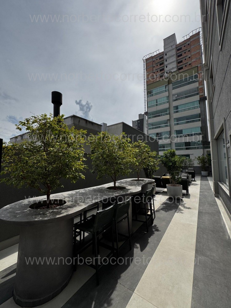 APARTAMENTO 03 SUTES A VENDA EM MEIA PRAIA - SC