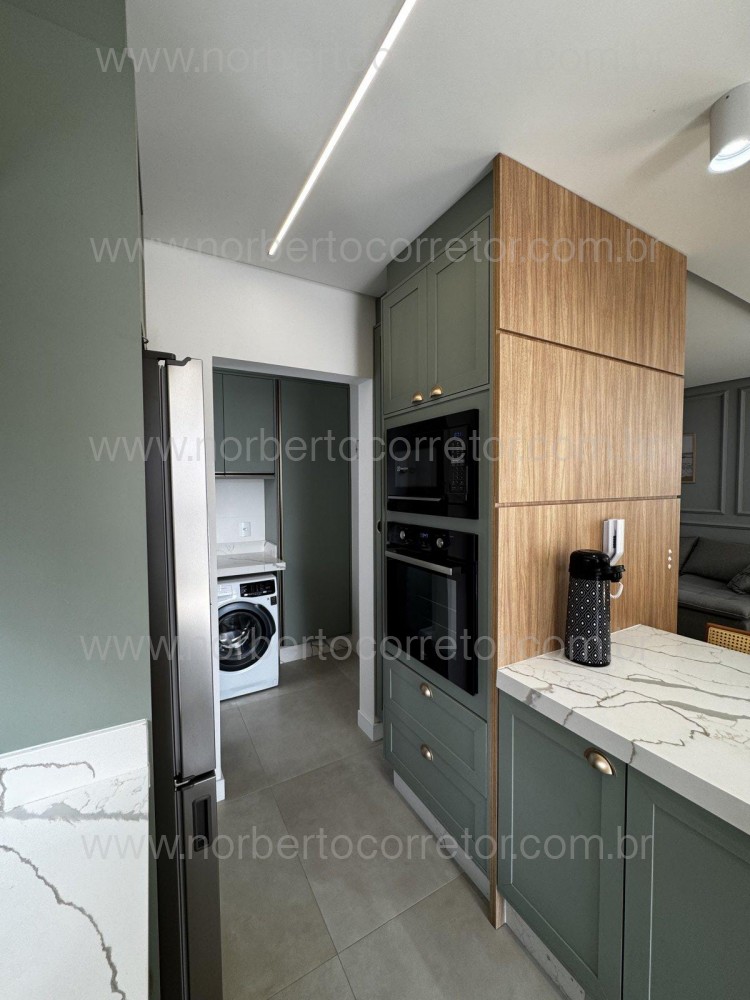 APARTAMENTO 03 SUTES A VENDA EM MEIA PRAIA - SC