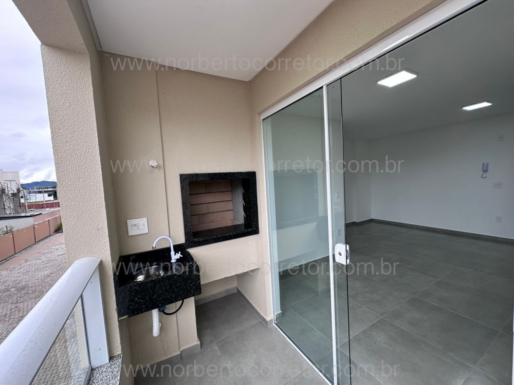 Apartamento Aluguel Anual 02 dormitrios MORRETES