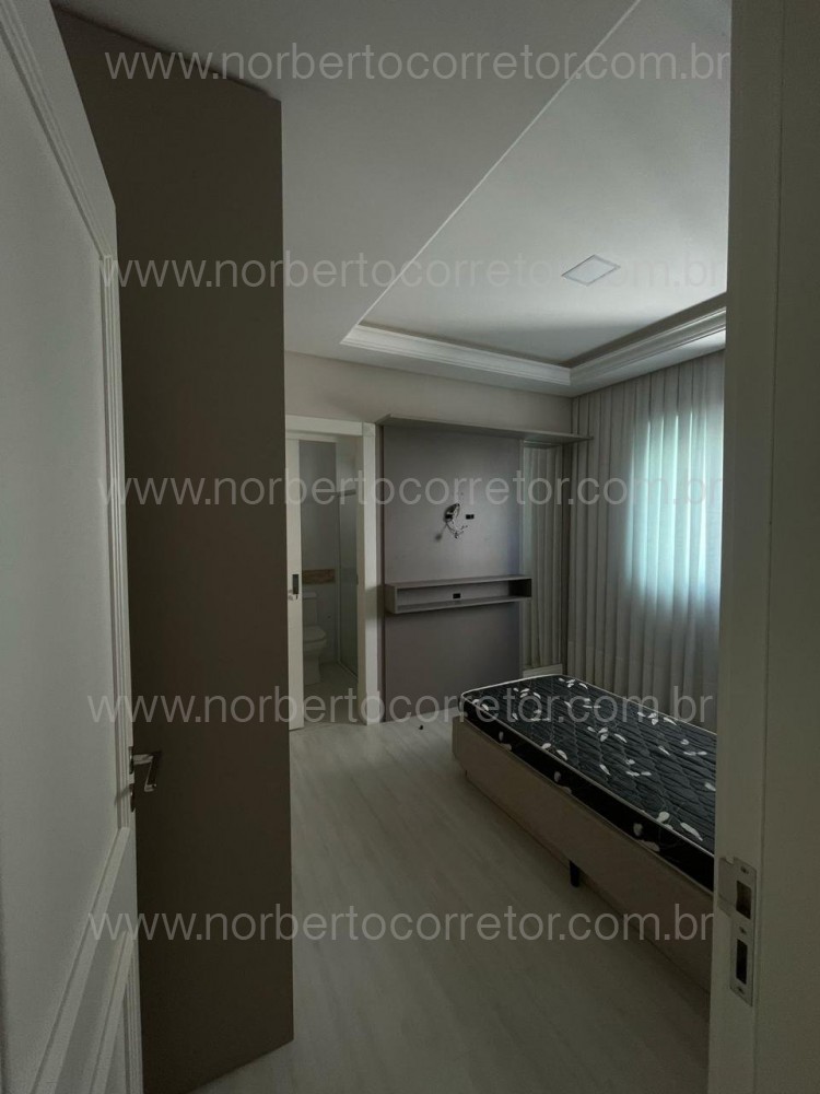 APARTAMENTO 03 SUTES NO CENTRO DE ITAPEMA SC