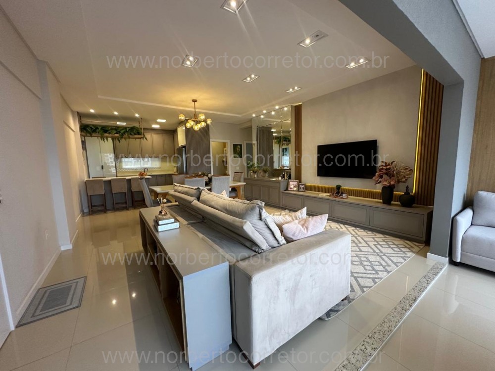 Apartamento 3 sutes, Meia Praia, Itapema SC