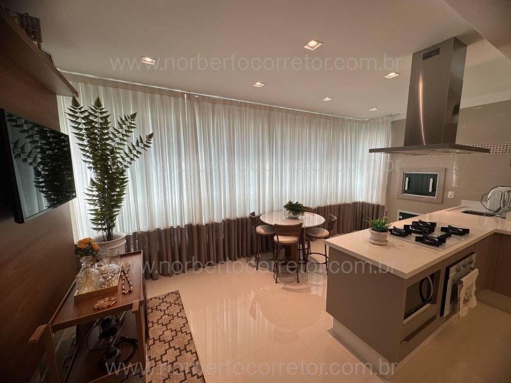 Apartamento 3 sutes em Meia Praia Itapema SC