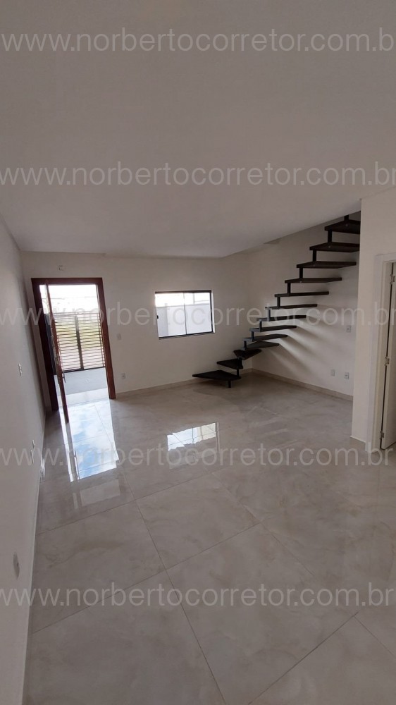 SOBRADO 03 DORMITRIOS EM ITAPEMA SC