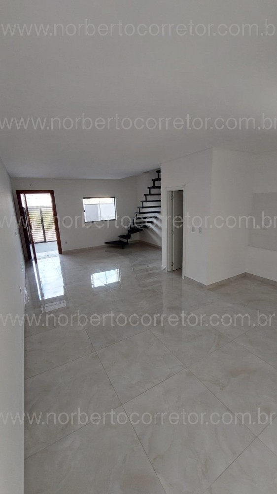 SOBRADO 03 DORMITRIOS EM ITAPEMA SC