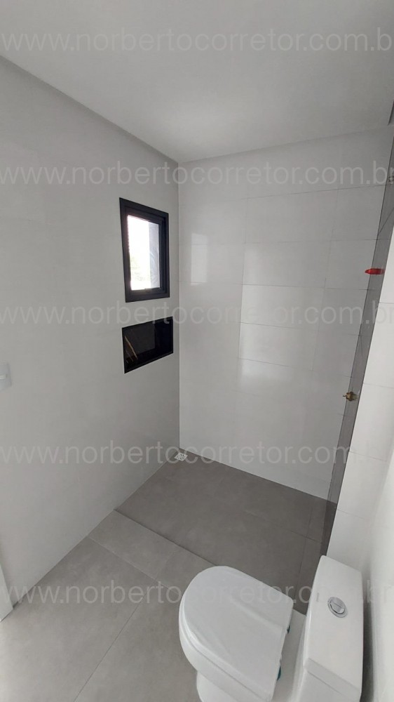 SOBRADO 03 DORMITRIOS EM ITAPEMA SC