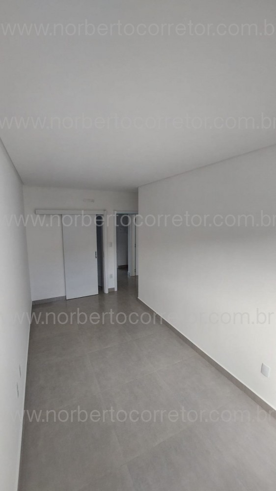 SOBRADO 03 DORMITRIOS EM ITAPEMA SC