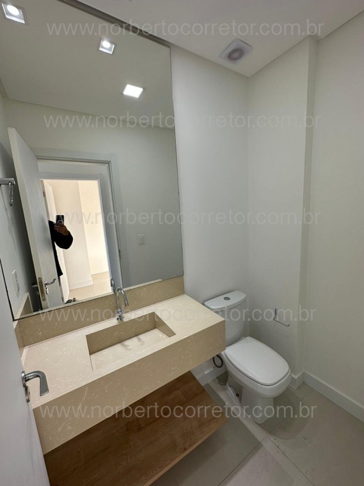 Apartamento 2 sutes Miolo de Meia Praia, Itapema 