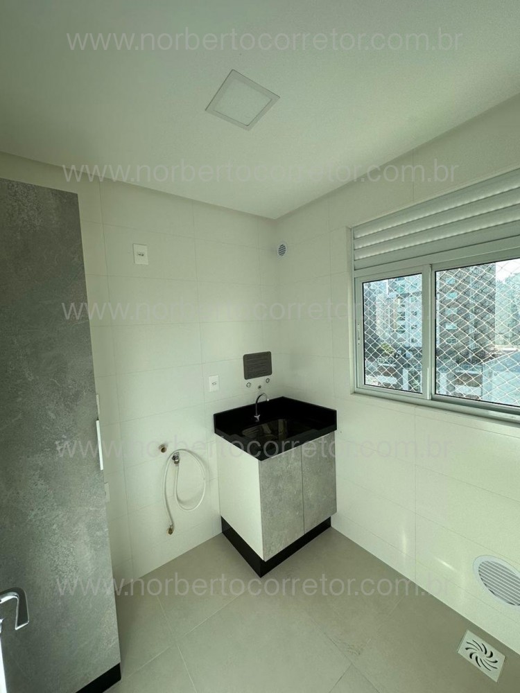 Apartamento 2 sutes Miolo de Meia Praia, Itapema 