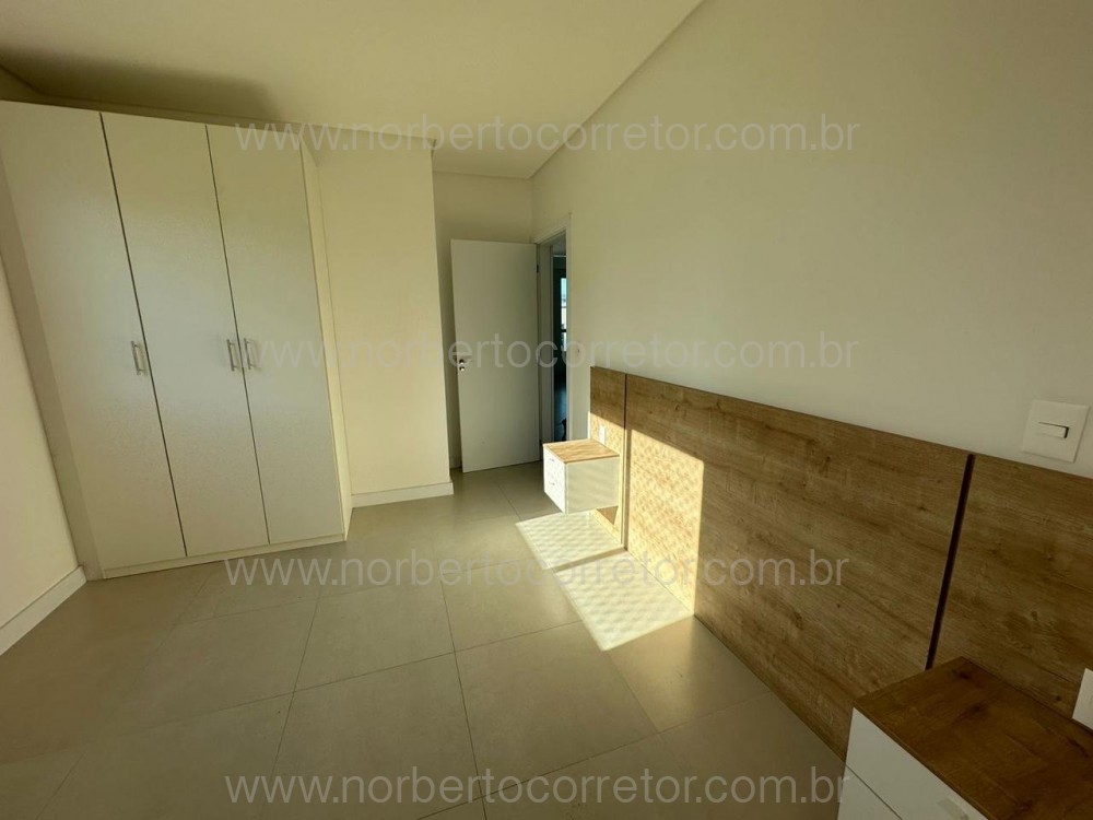 Apartamento 2 sutes Miolo de Meia Praia, Itapema 