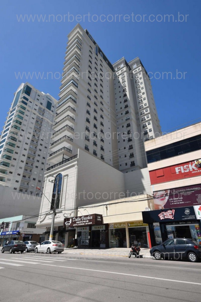 Apartamento 3 sutes, Meia Praia, Itapema SC