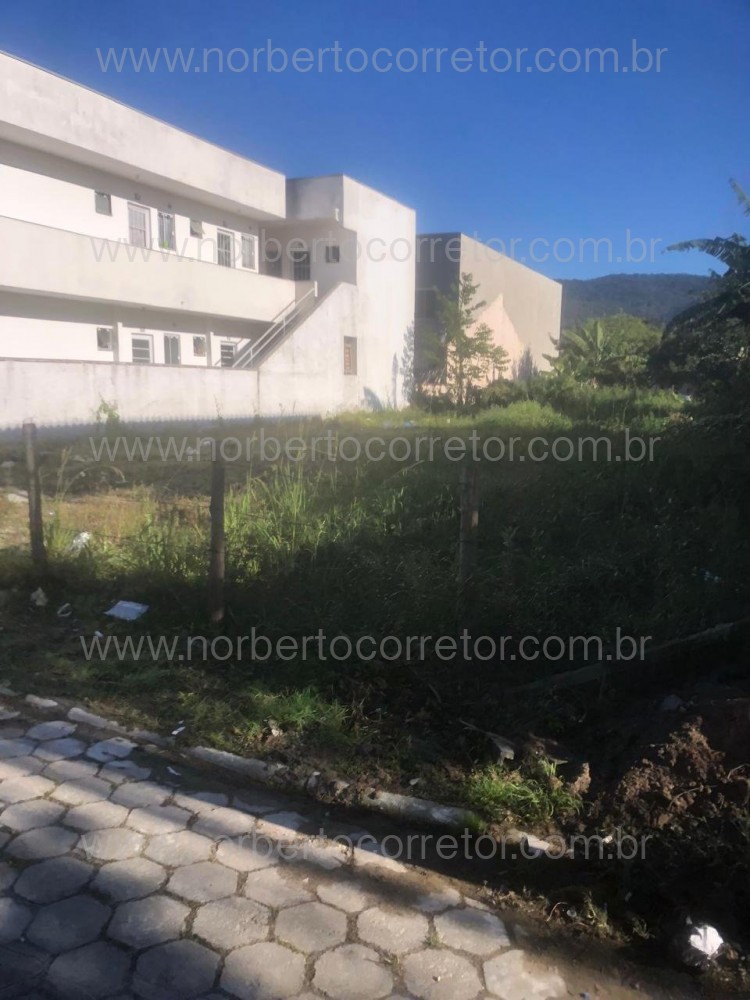 Vendo terreno Bairro Morretes praia de Itapema SC