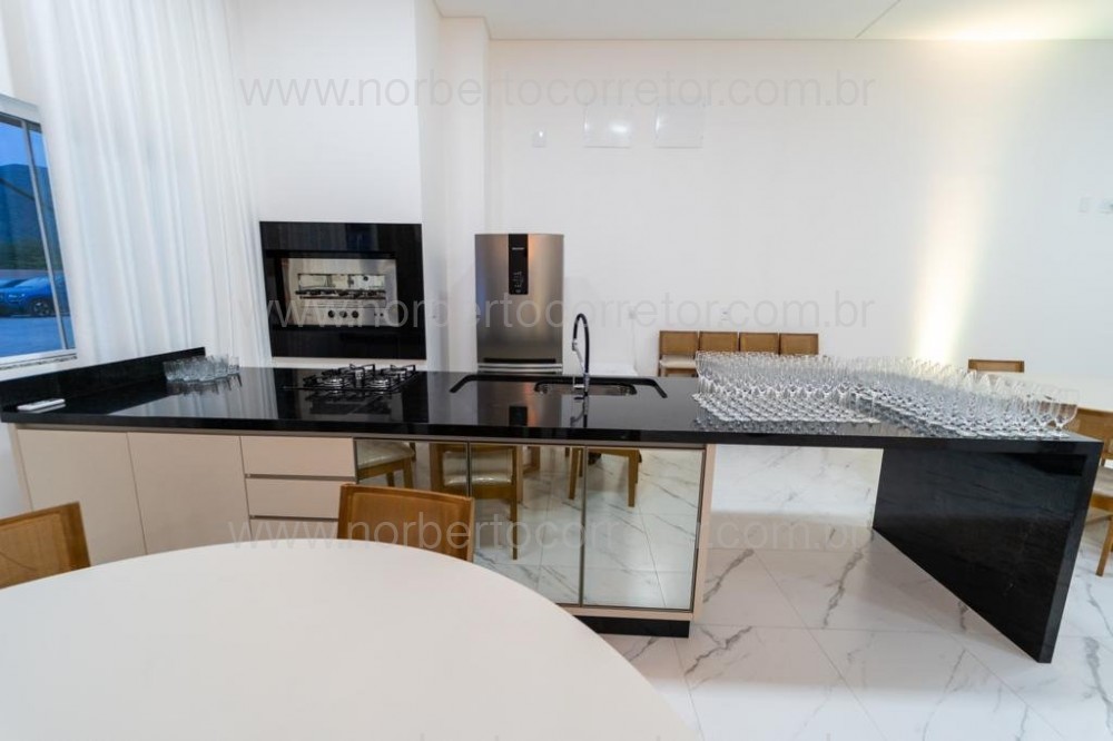 Apartamento Aluguel Anual 02 dormitrio Itapema SC