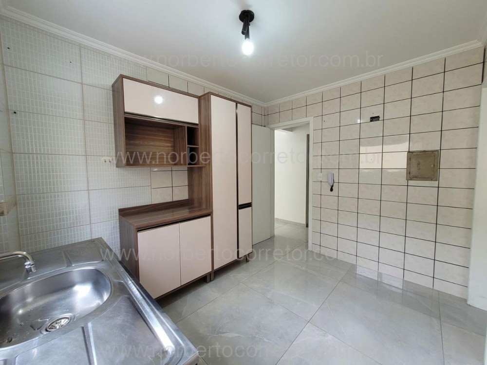 Apartamento 02 Dormitrios Meia Praia, Itapema SC 