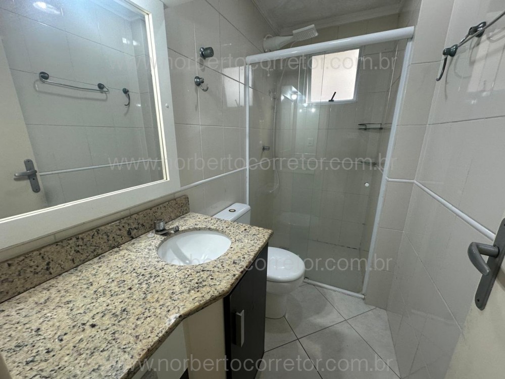 Apartamento 02 Dormit�rios MIOLO DE MEIA PRAIA !