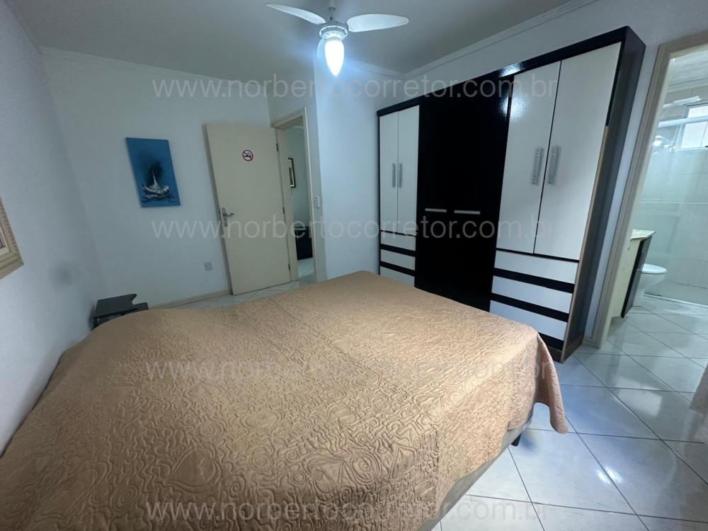 Apartamento 02 Dormit�rios MIOLO DE MEIA PRAIA !