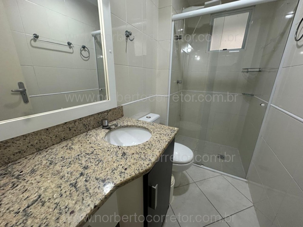 Apartamento 02 Dormit�rios MIOLO DE MEIA PRAIA !