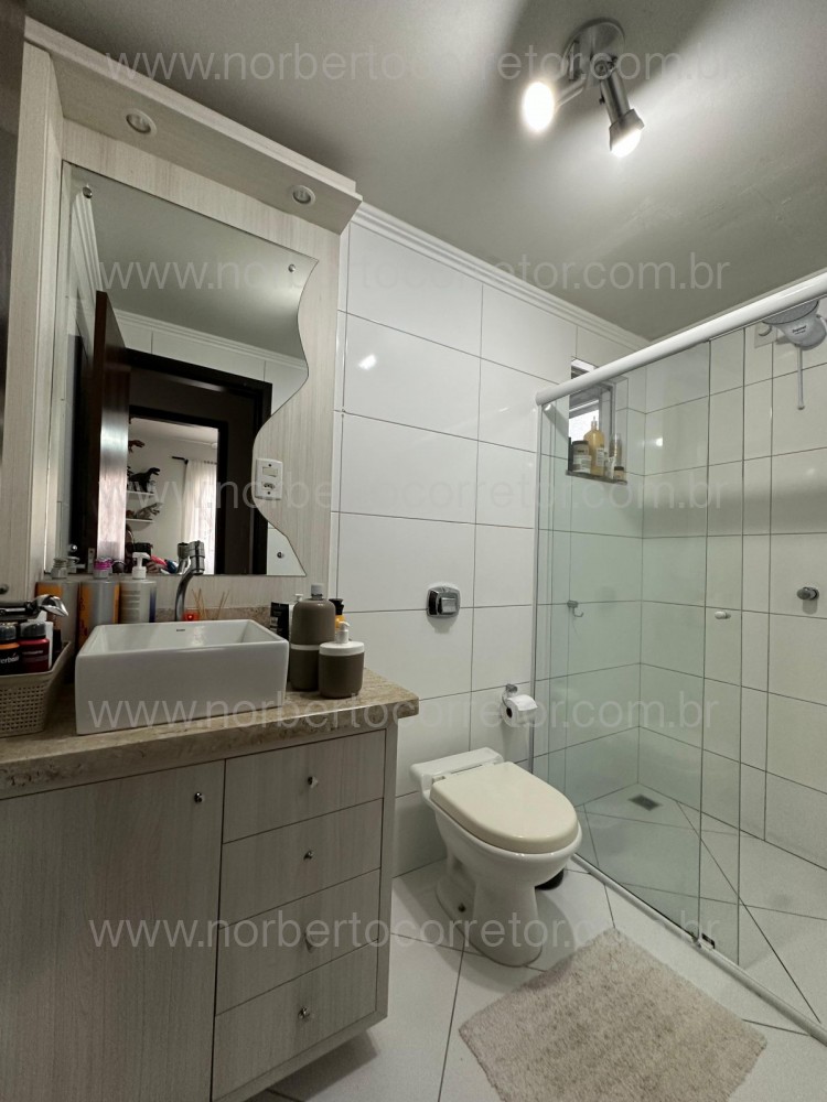 Apartamento 2 dormitrios, Meia Praia, |Itapema 