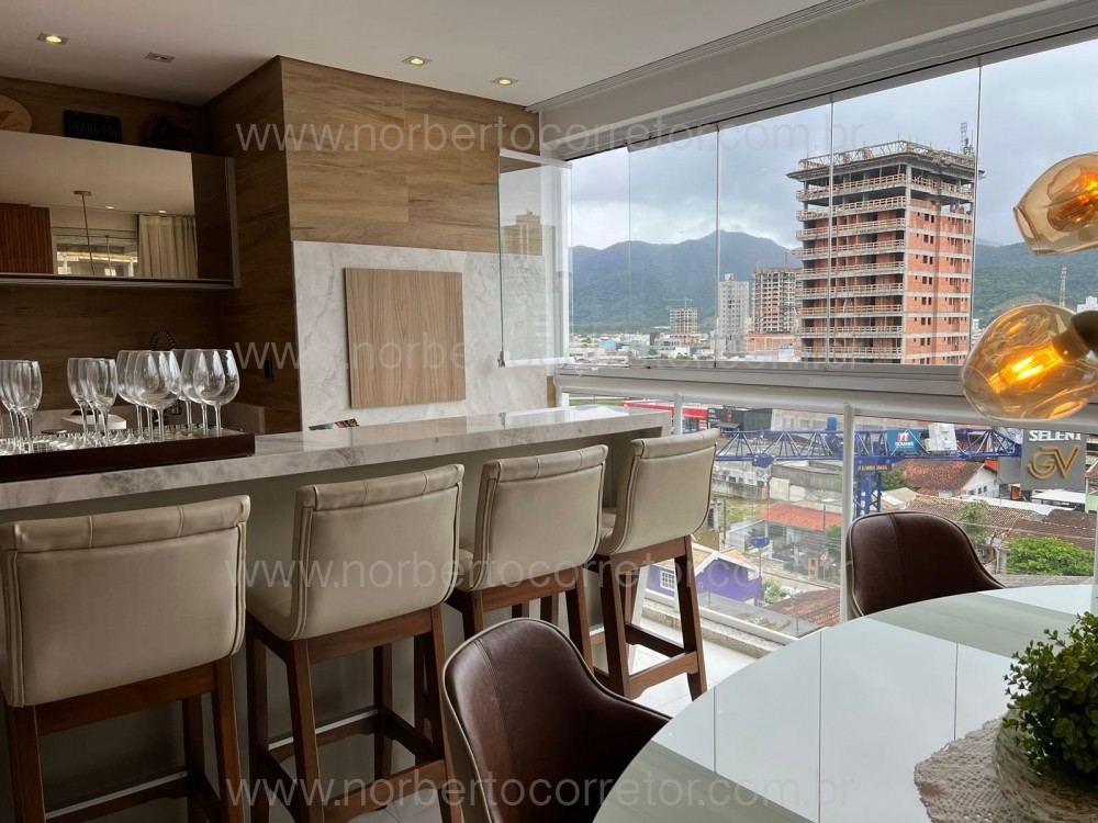 Apartamento 3 dormitrios, Meia Praia, Itapema SC