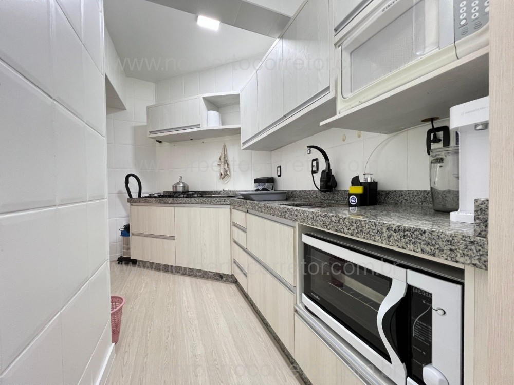 Apartamento 3 dormitrios , mobiliado , Meia Praia