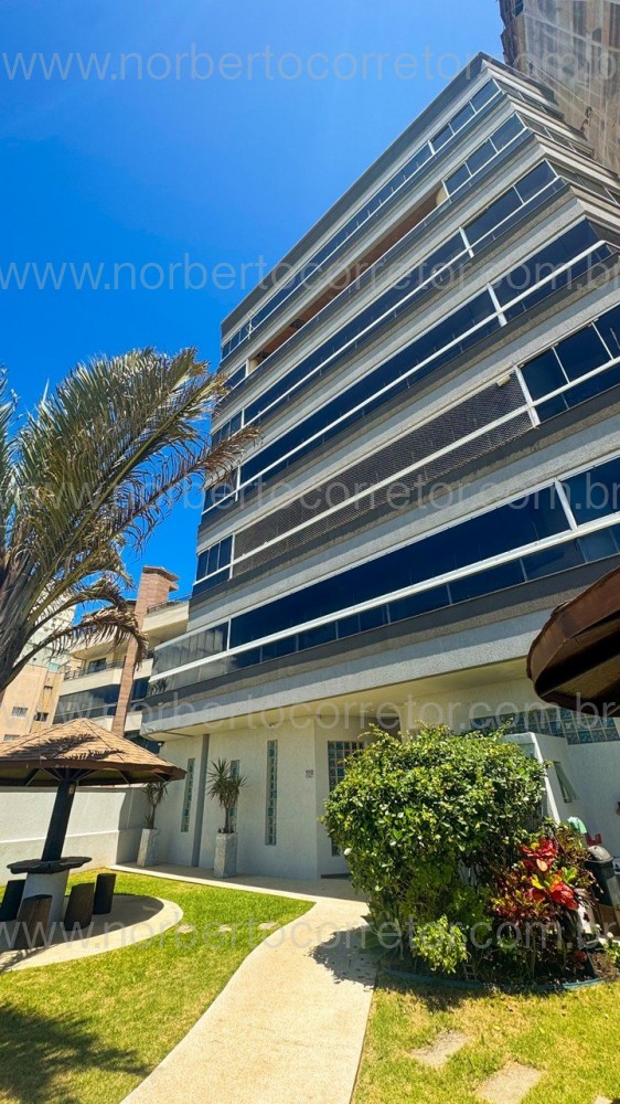 COBERTURA FRENTE MAR MOBILIADA EM ITAPEMA SC