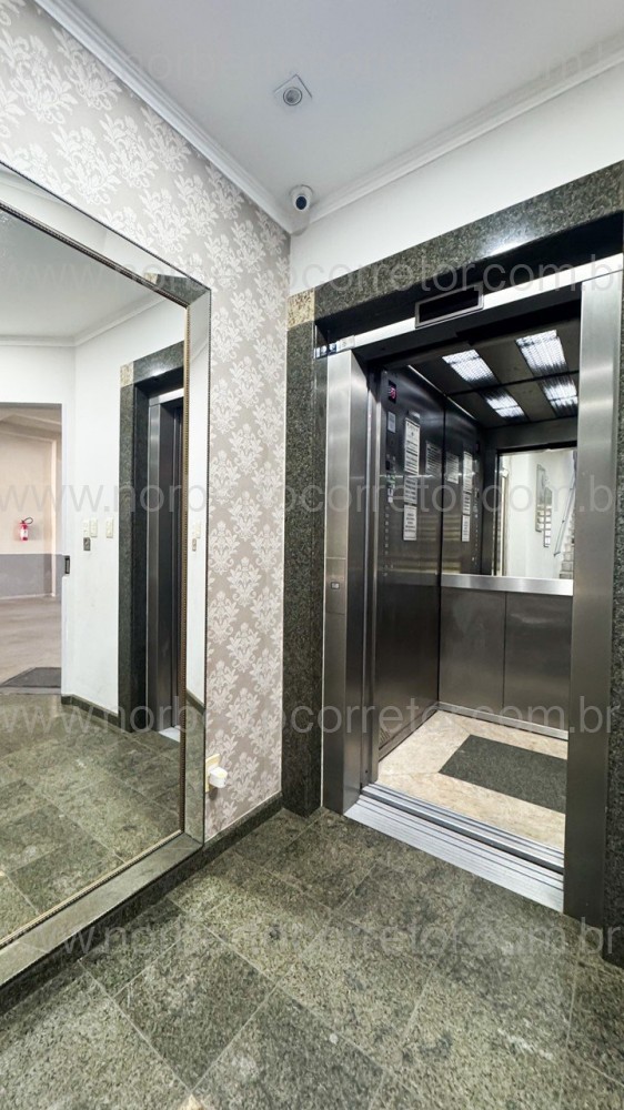 COBERTURA FRENTE MAR MOBILIADA EM ITAPEMA SC