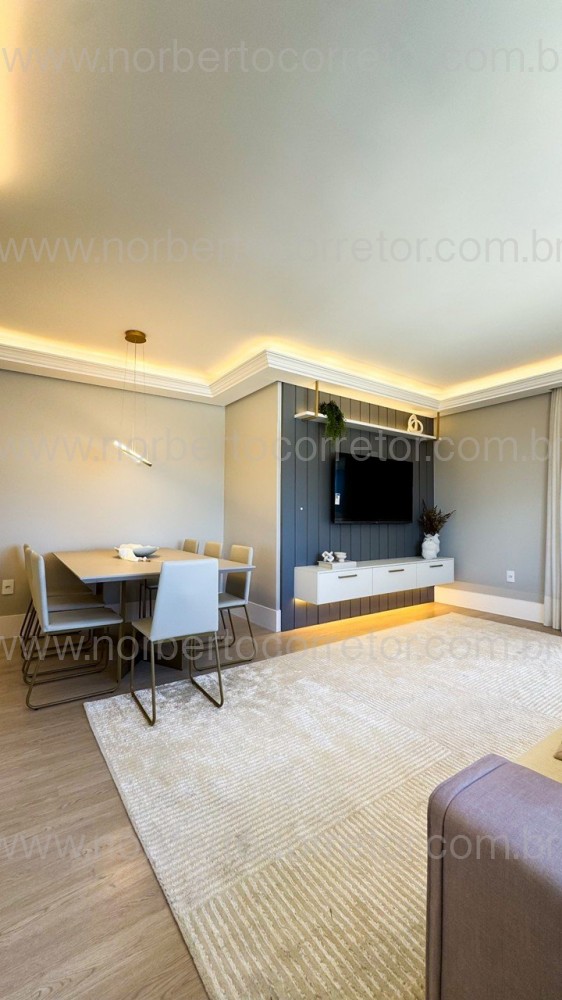 COBERTURA FRENTE MAR MOBILIADA EM ITAPEMA SC