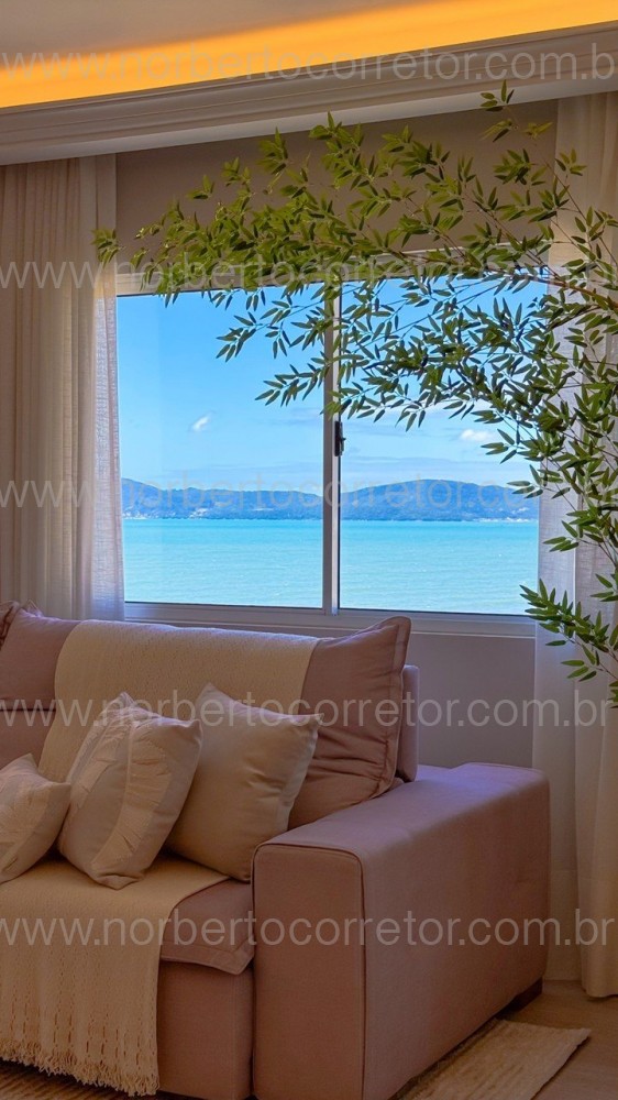 COBERTURA FRENTE MAR MOBILIADA EM ITAPEMA SC