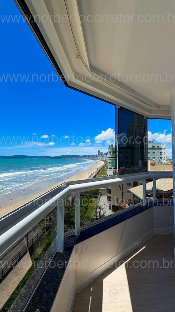 COBERTURA FRENTE MAR MOBILIADA EM ITAPEMA SC