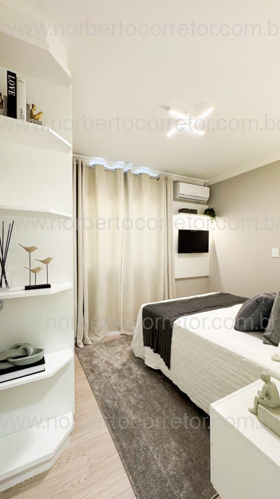 COBERTURA FRENTE MAR MOBILIADA EM ITAPEMA SC