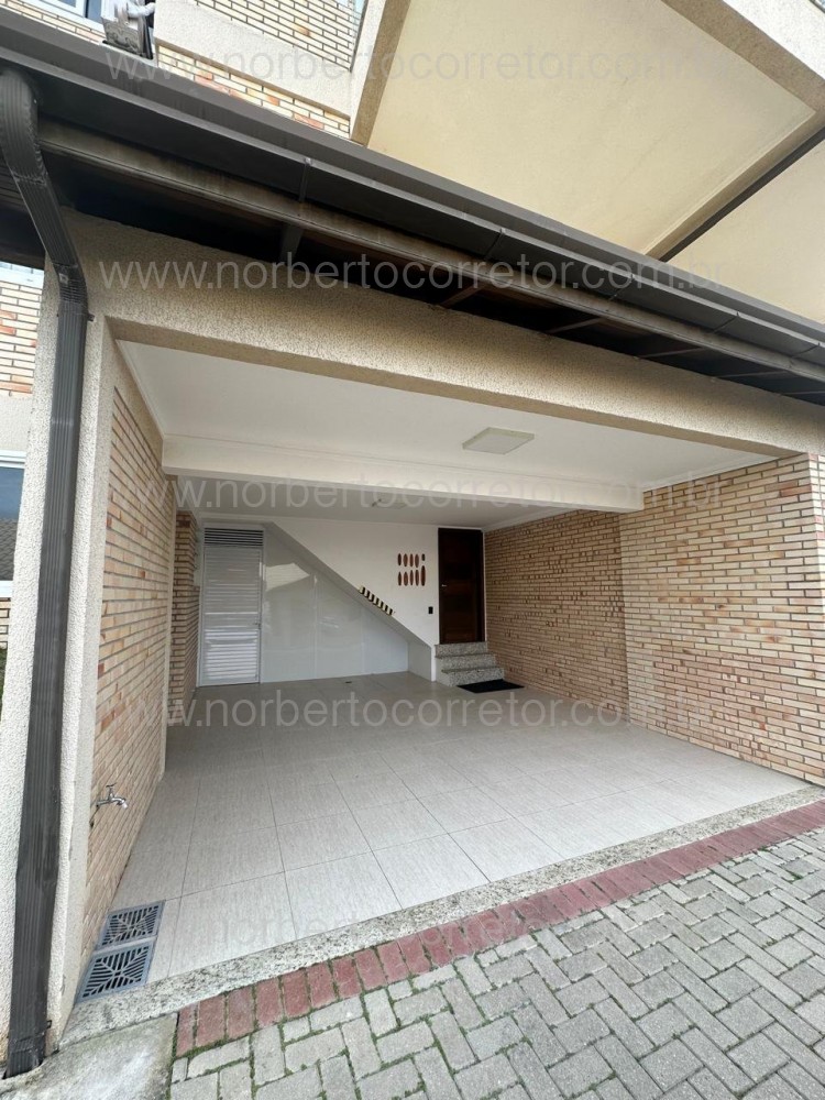 Casa em condomnio, mobiliada ,Itapema SC 