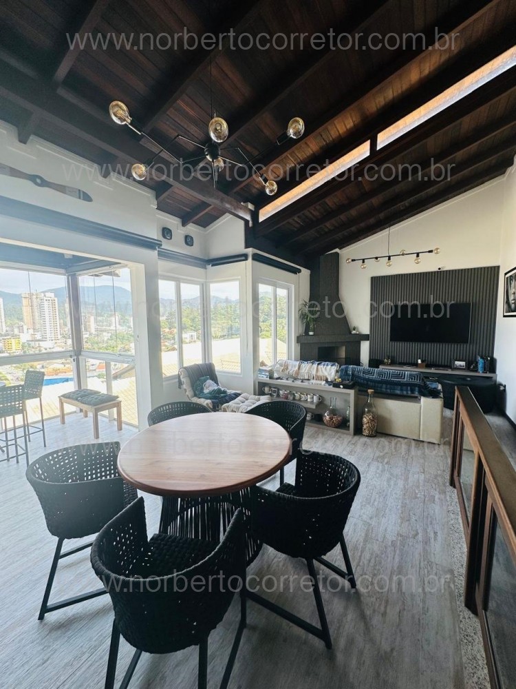 Casa em condomnio, mobiliada ,Itapema SC 