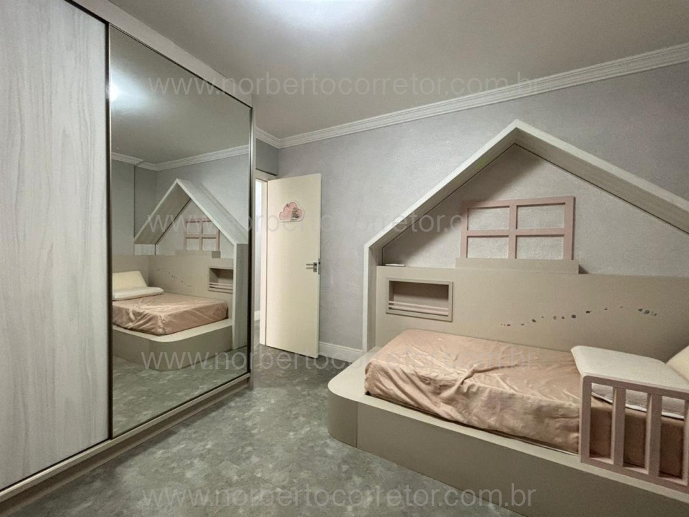 Apartamento 3 dormitrios, Meia Praia, Itapema SC