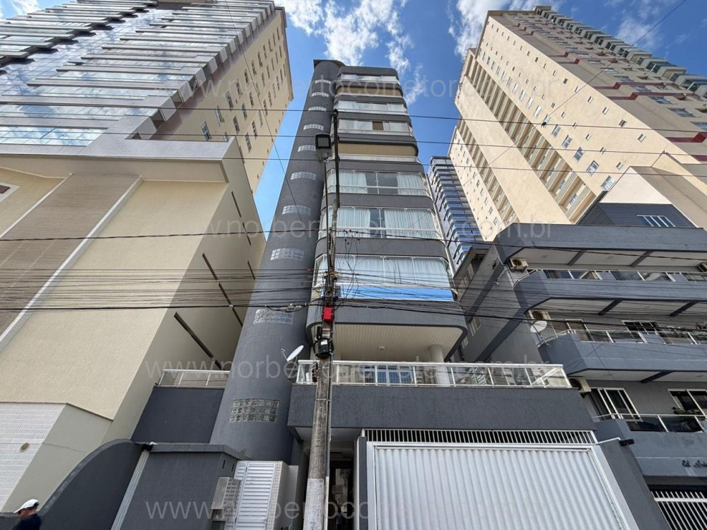 Apartamento 3 dormitrios, Meia Praia, Itapema SC