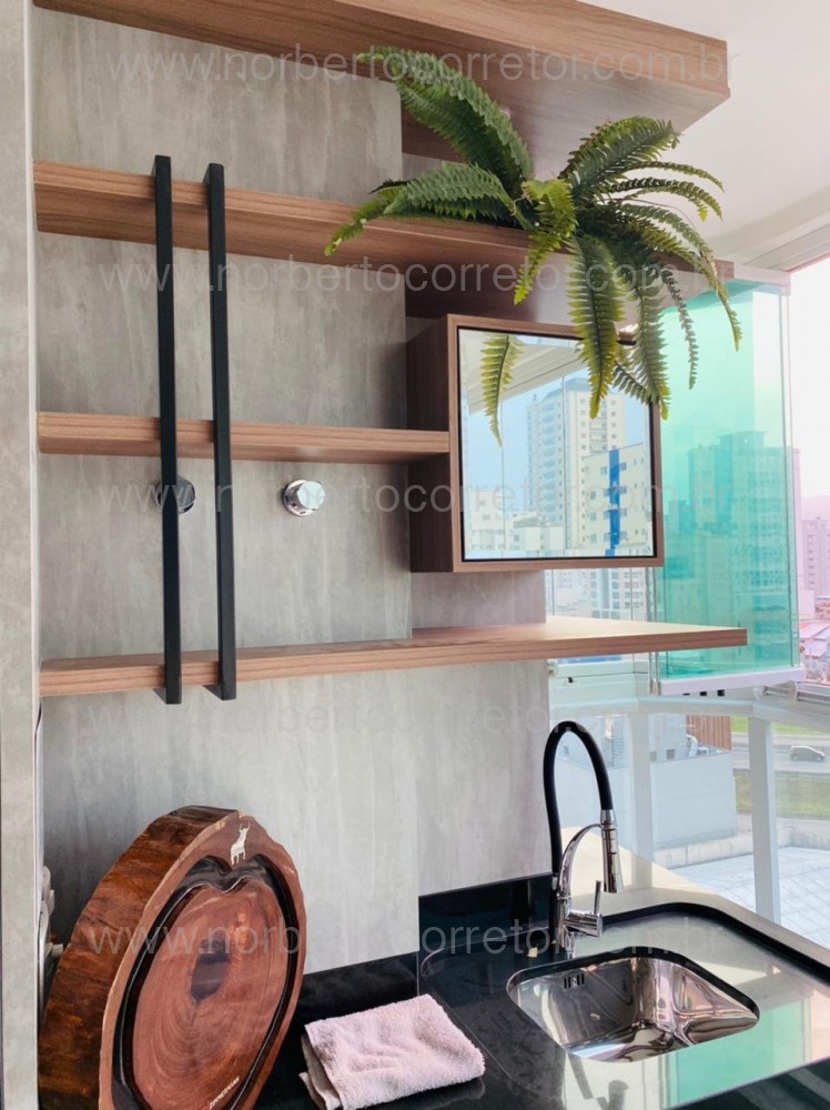 Apartamento 3 sutes, Meia Praia, Itapema SC