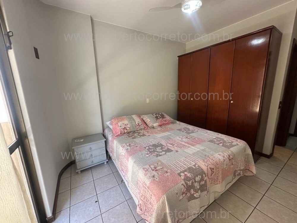 Apartamento 2 dormitrios perto do mar, Itapema SC