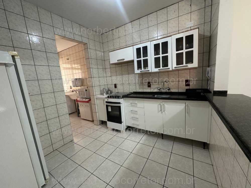 Apartamento 2 dormitrios perto do mar, Itapema SC