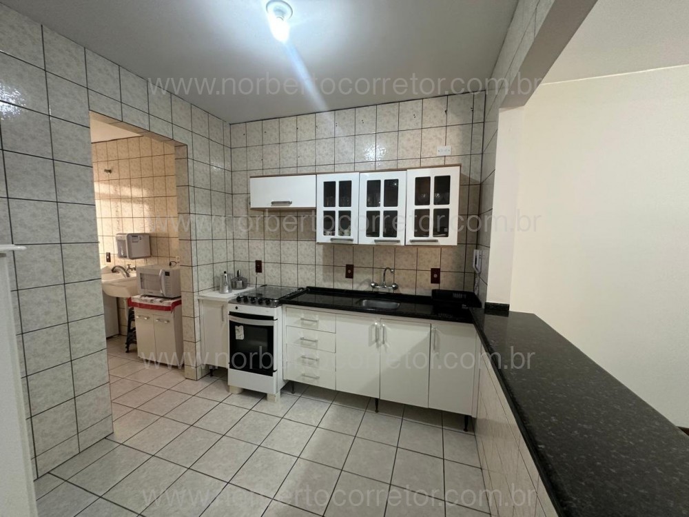 Apartamento 2 dormitrios perto do mar, Itapema SC