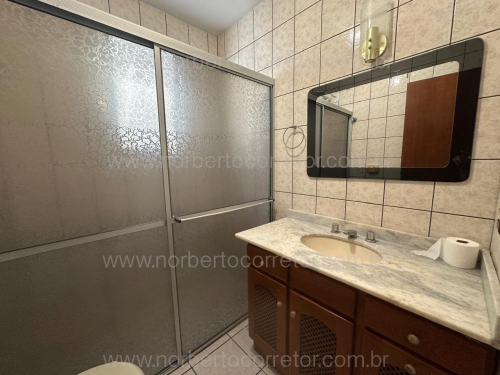 Apartamento 2 dormitrios perto do mar, Itapema SC