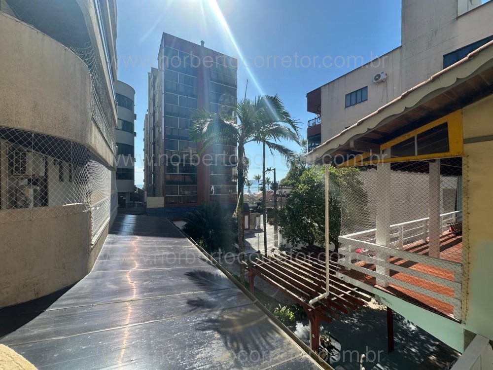 Apartamento 2 dormitrios perto do mar, Itapema SC