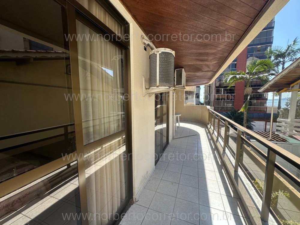 Apartamento 2 dormitrios perto do mar, Itapema SC