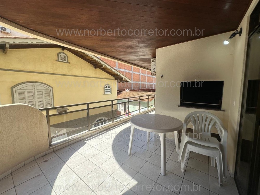 Apartamento 2 dormitrios perto do mar, Itapema SC