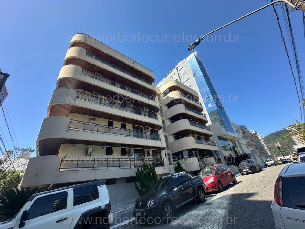 Apartamento 2 dormitrios perto do mar, Itapema SC